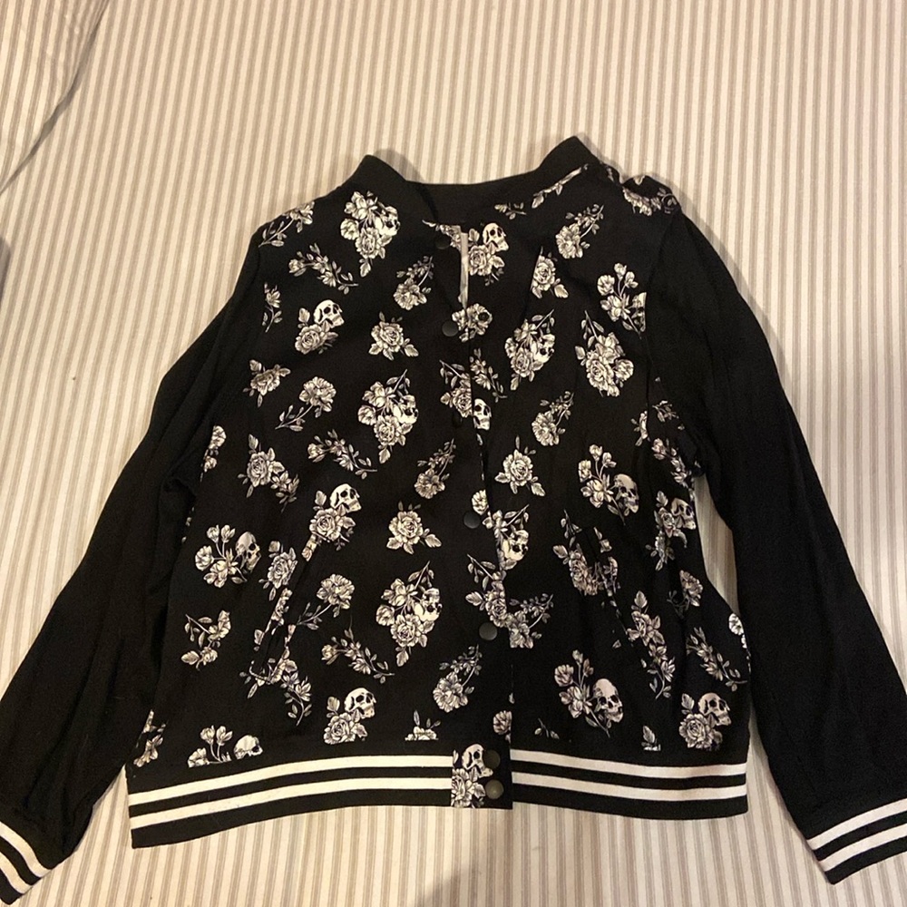 Torrid skull and rose bomber jacket